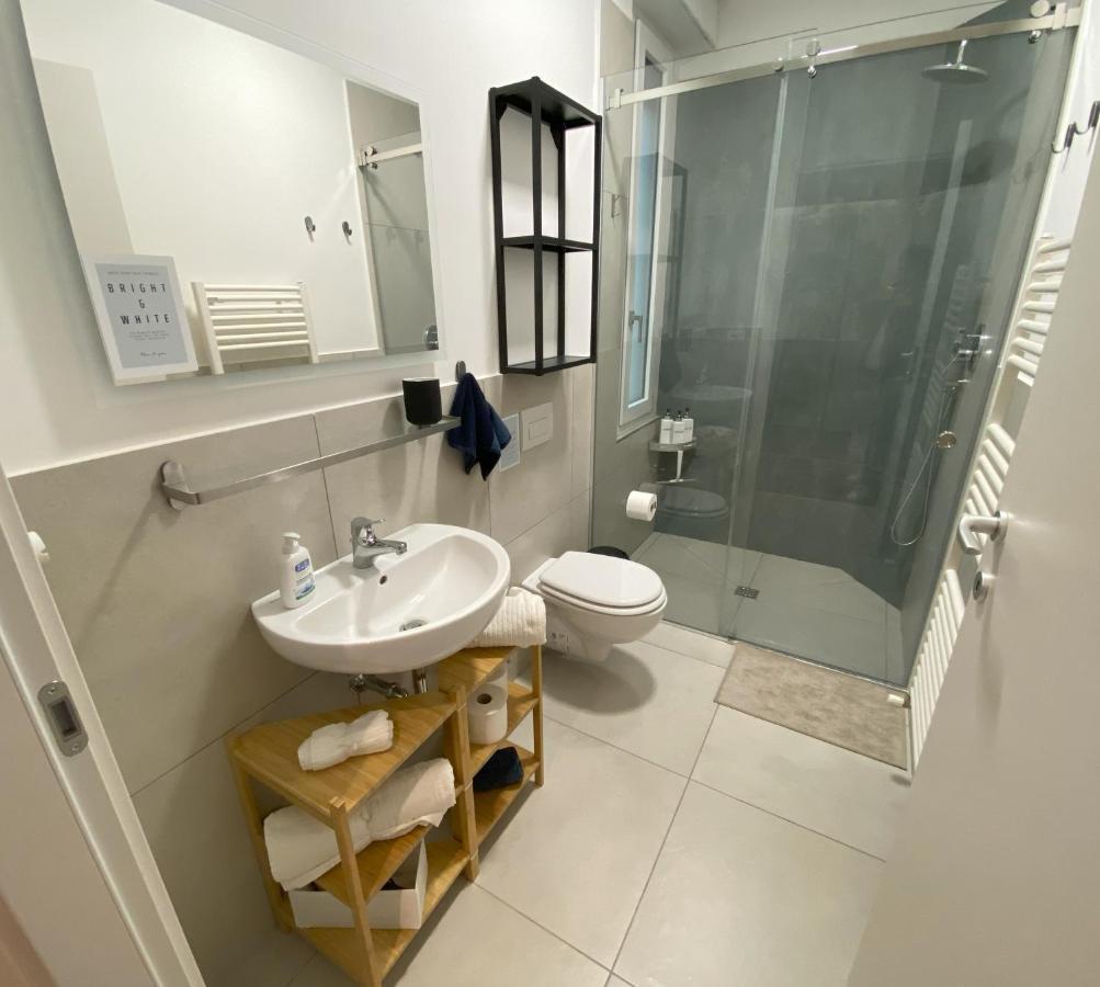 Charming Newly Renovated Apartment Florence Exterior photo